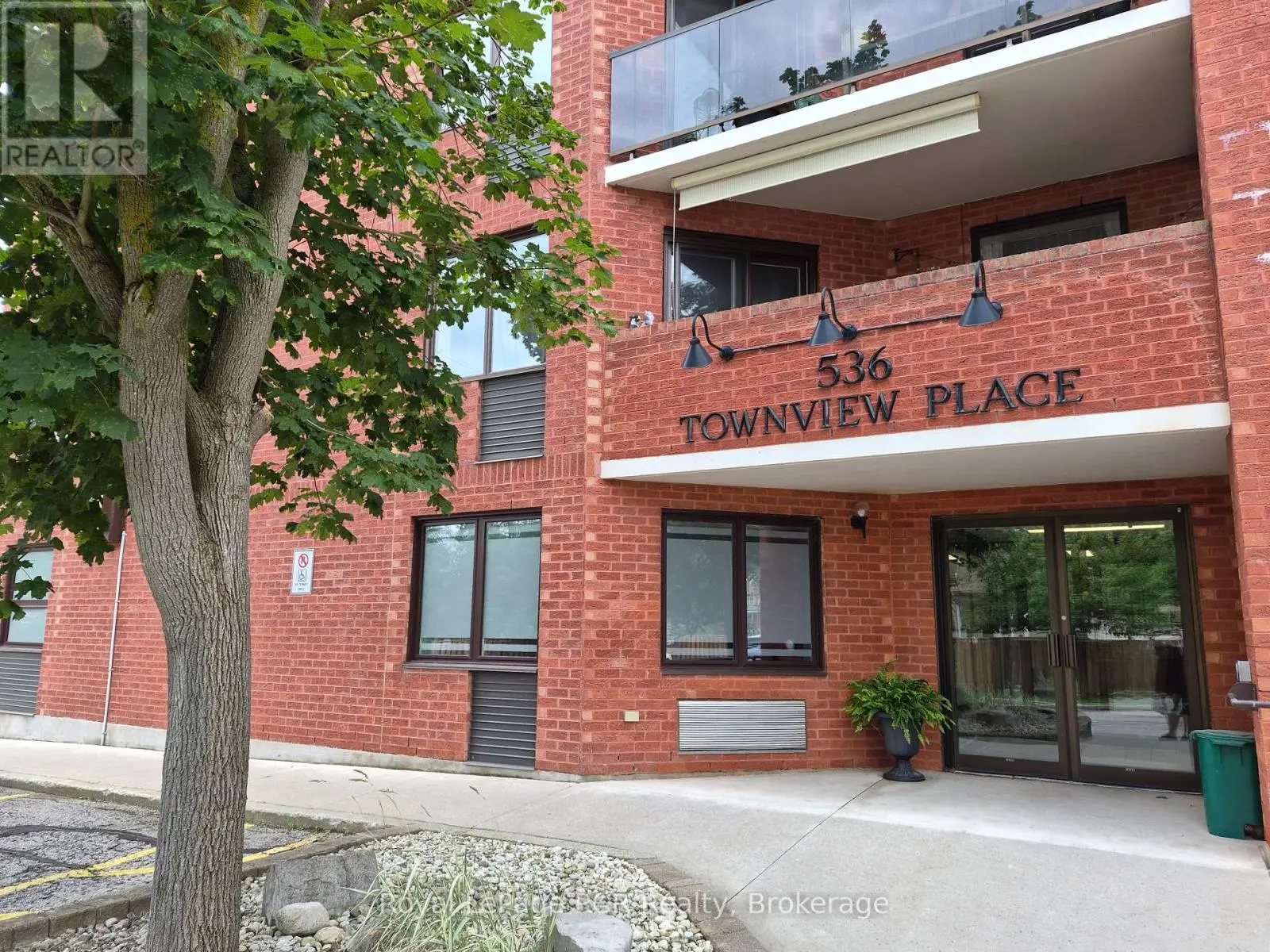 102 - 536 11th Avenue, Hanover